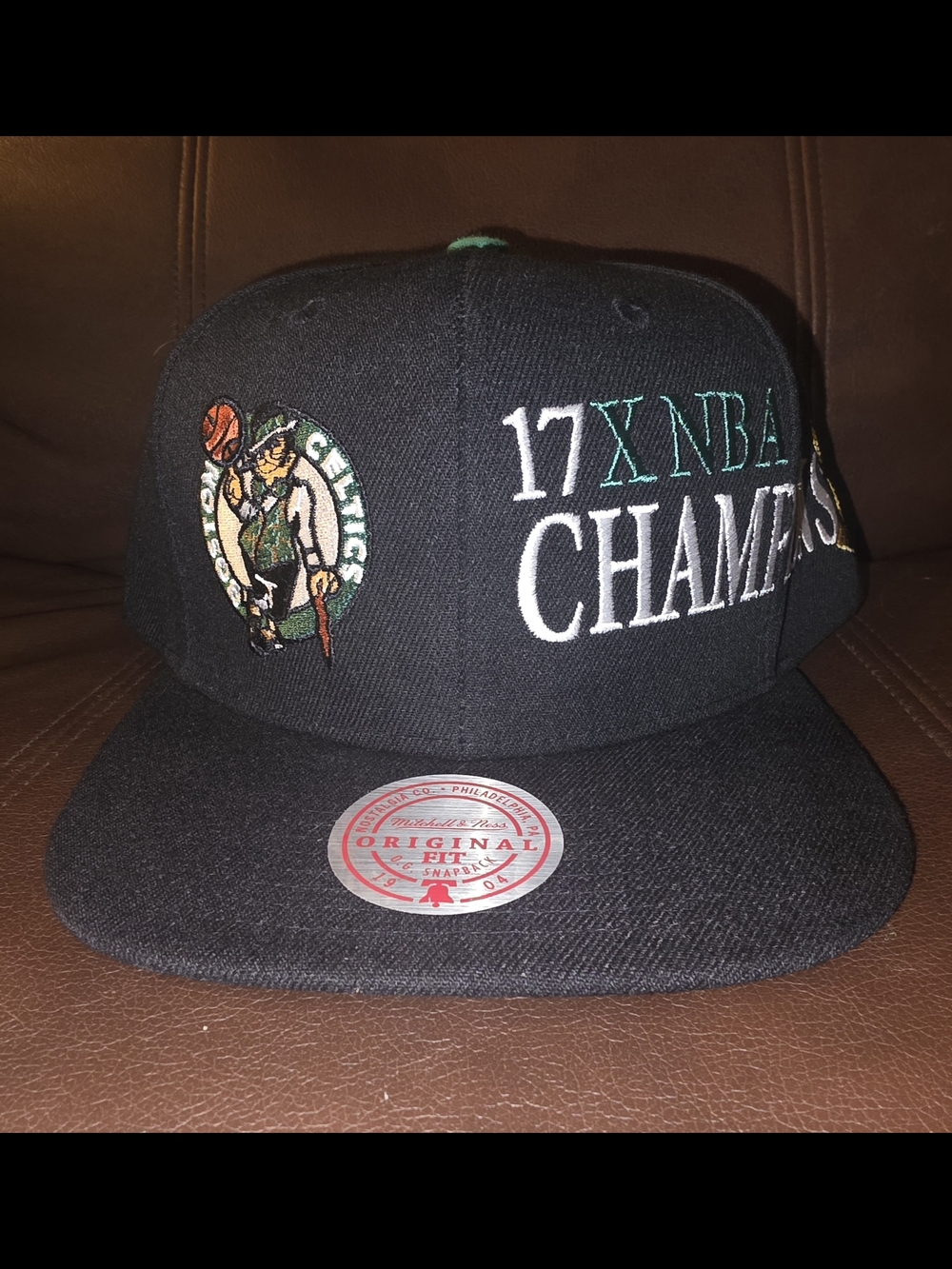Mitchell & Ness Black and Green NBA Champion Snapback
